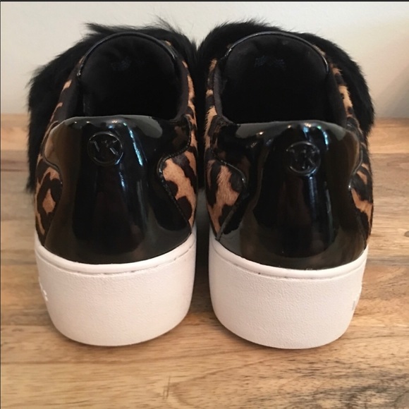 Michael Kors leopard pattern perfect condition - Picture 3 of 5